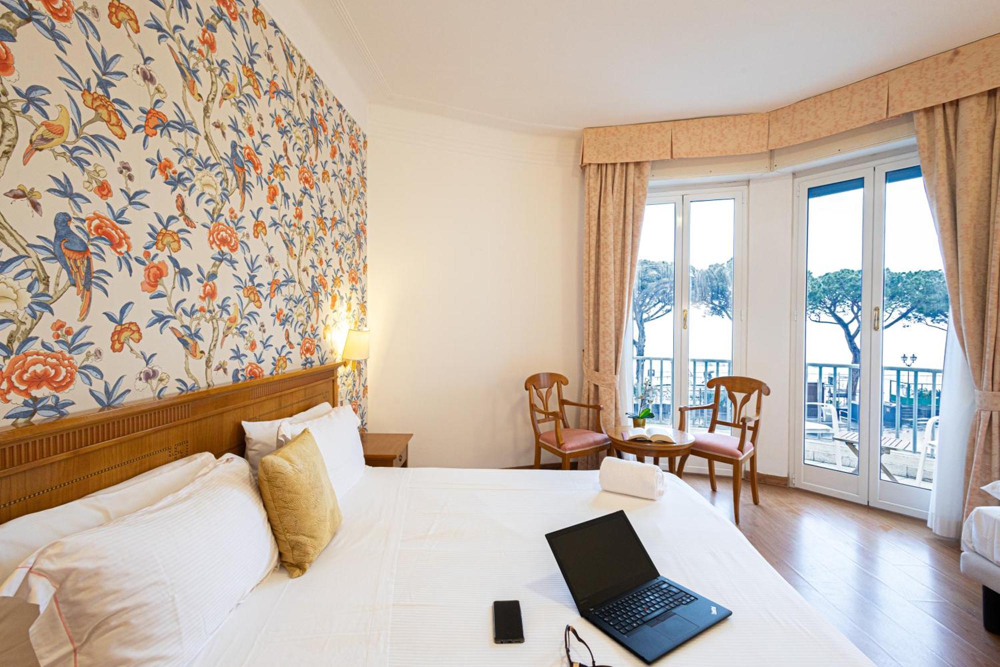 Hotel Majestic Alassio Exterior foto