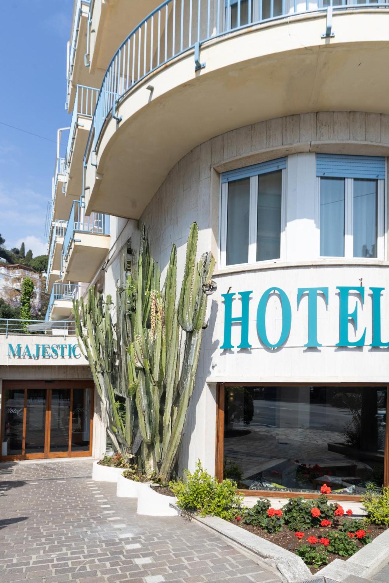 Hotel Majestic Alassio Exterior foto